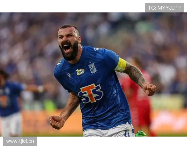 霍奇森战术调整如何带来球队近期稳健表现