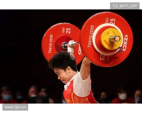 侯志慧健身房自拍堆满柜子，普通妹子简直没法比！