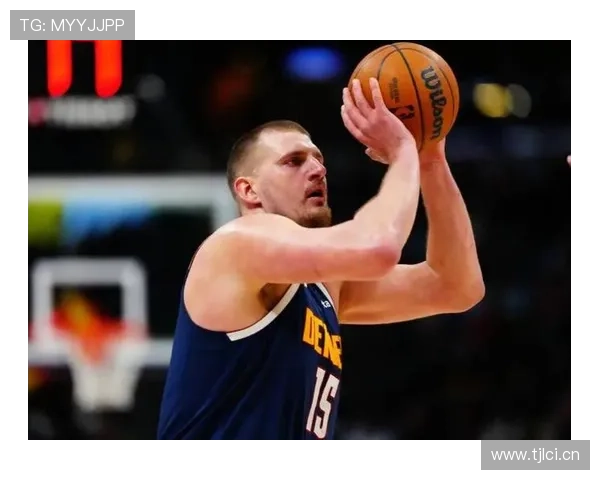 巴克利背身单打拉开比分胜过约基奇式组织内线